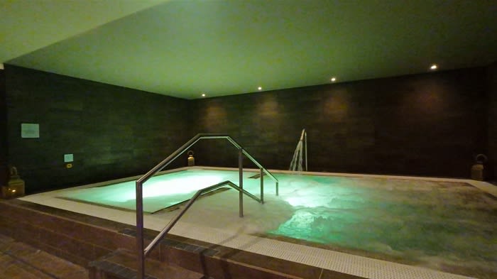 Indoor whirlpool