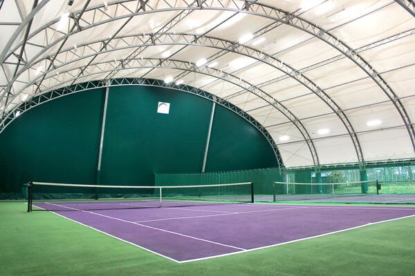 Tennis courts at David Lloyd Wickwoods